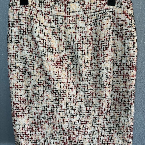 Bar III Red Combo Tweed Skirt - Picture 6 of 7